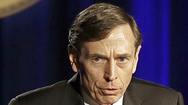 Fmr. JAG lawyers argue Petraeus charges don't go far enough