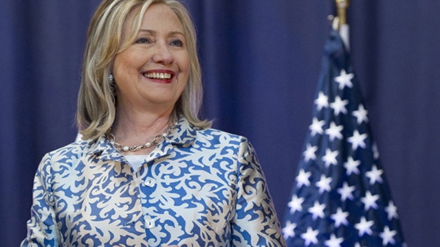 Report: Hillary Clinton ran her own private email server