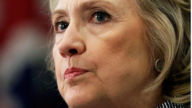 Clinton insists personal email server will remain private