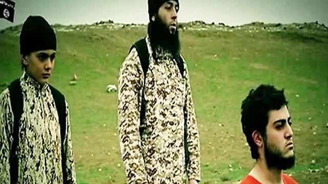 ISIS allegedly uses young child as executioner 