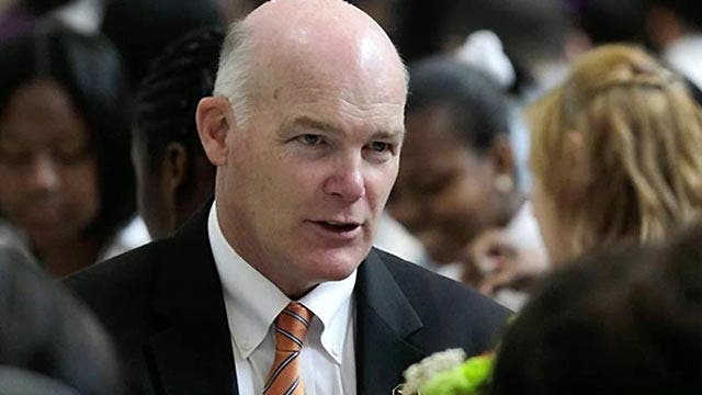 Secret Service under fire after misconduct by two agents