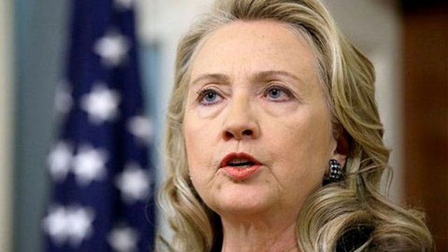 Hillary Clinton email controversy divides public