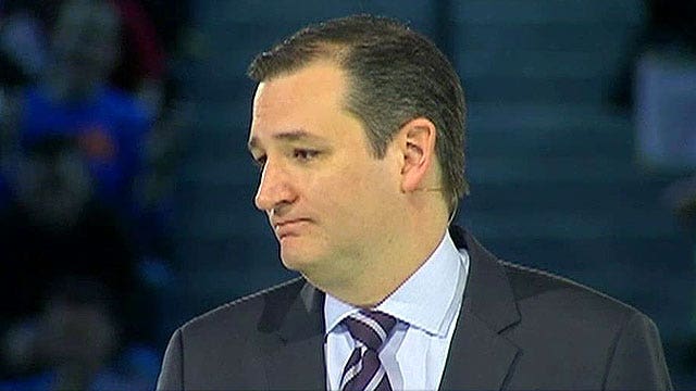 Cruz shakes up 2016 race