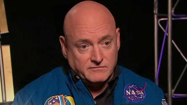 Astronaut Scott Kelly begins his year in space
