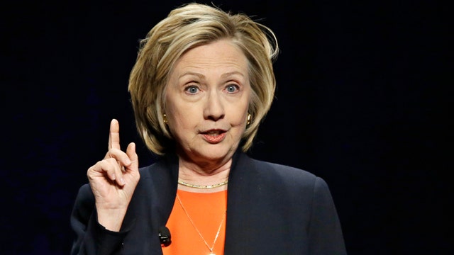 Clinton 'Super Volunteers' warn reporters of sexist words
