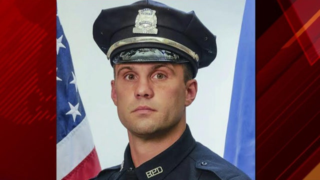 Boston cop shot in face during traffic stop