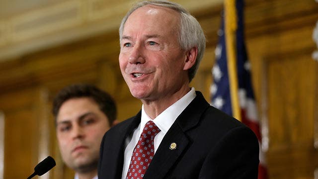 Arkansas governor compromises on religious freedom bill