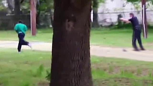 Video showing white cop killing black man goes viral