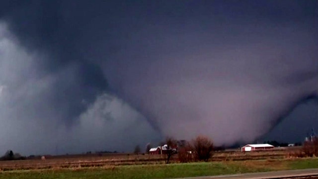 Deadly tornadoes leave widespread damage in Illinois