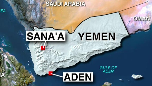 Al Qaeda captures major airport in southern Yemen