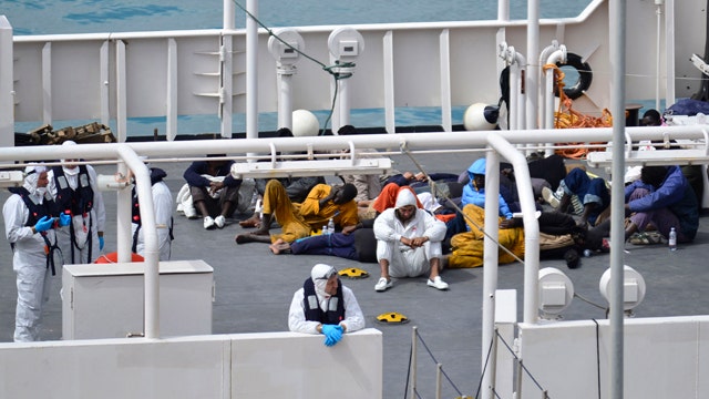 Italian officials break up human smuggling ring