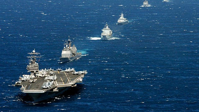 Expert: US warships off Yemen will serve 'triple purpose'