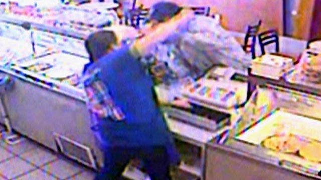 Clerk punches, chases robber