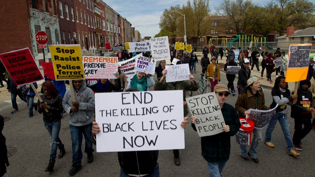 Freddie Gray protests turn violent in Baltimore