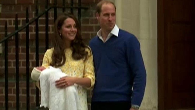 Will and Kate arrive home with their new baby girl
