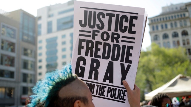 Police union asks for 'special prosecutor' in Baltimore case