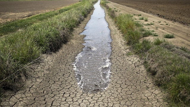 California officials approve mandatory water restrictions - Fox News