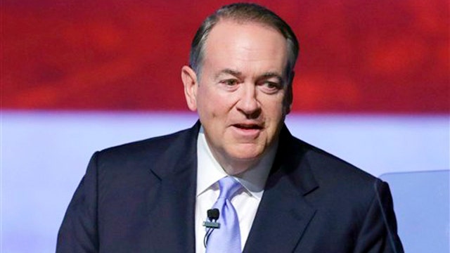 Huckabee positioning himself as the 'uncool' candidate?