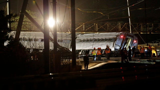 NTSB investigating Amtrak train derailment