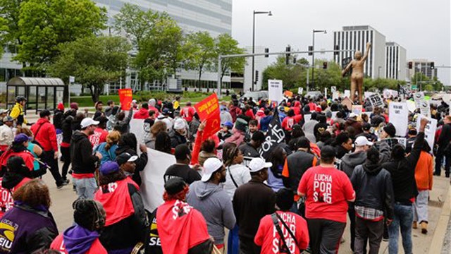 Fast food workers set to protest in push for $15 minimum wage