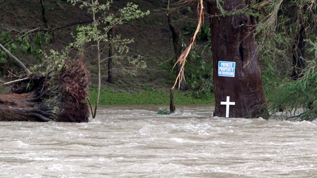 Texas flood survivor on 'wall of water'