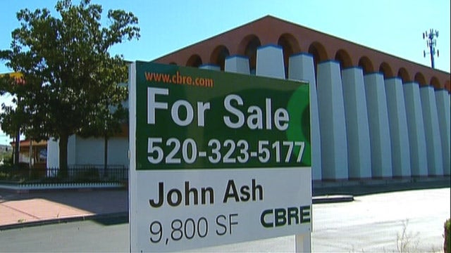 Threat of closings, layoffs after banks leave border towns