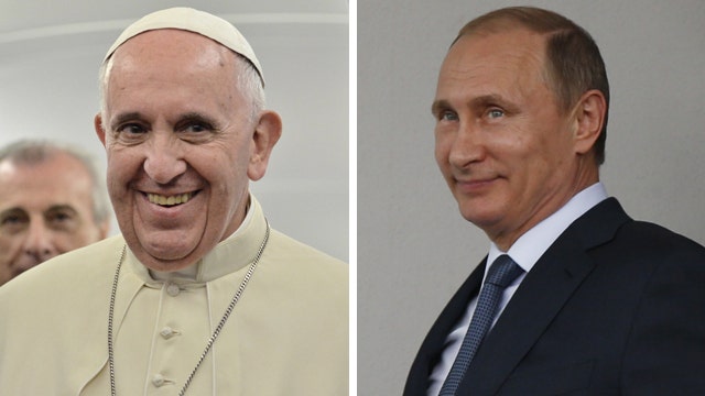 Vladimir Putin in Italy to meet with Pope Francis