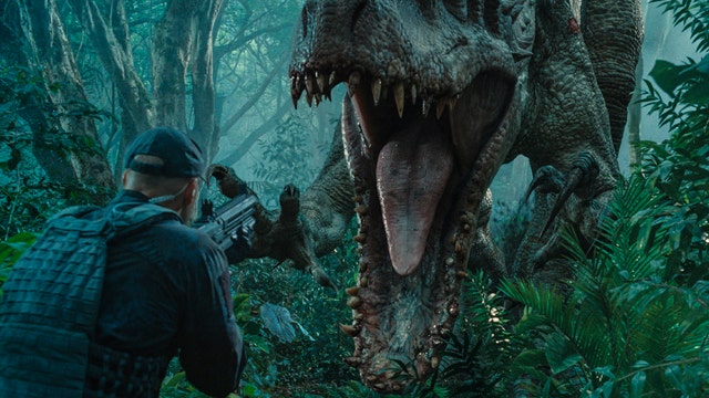 'Jurassic' franchise roars back into theaters