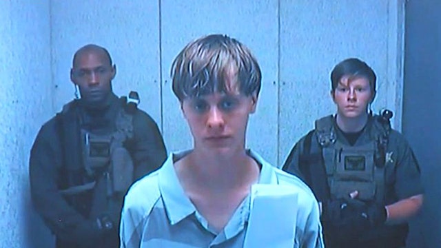 Victims' families address Dylann Roof at bond hearing