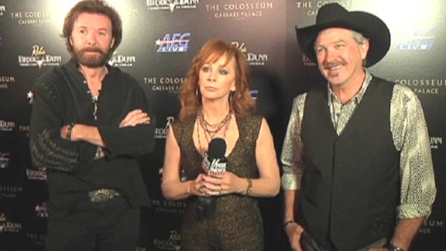 Reba & Brooks and Dunn open Vegas show 