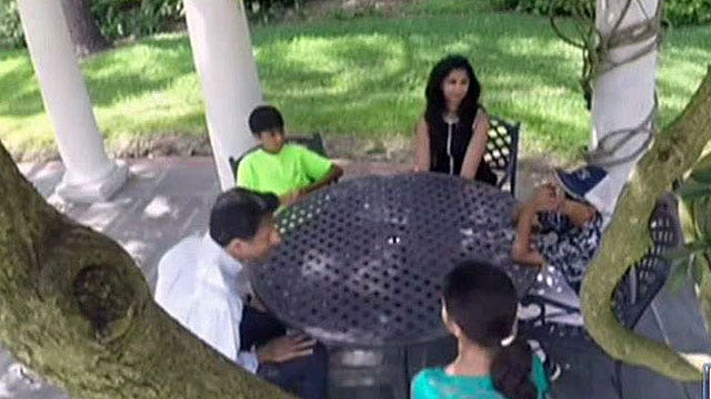 Jindal announces presidential bid with hidden camera