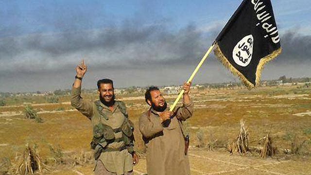US trains small force of Syrian rebels to battle ISIS
