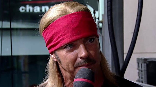 Bret Michaels goes country