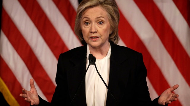 Hillary Clinton outlines economic agenda in speech