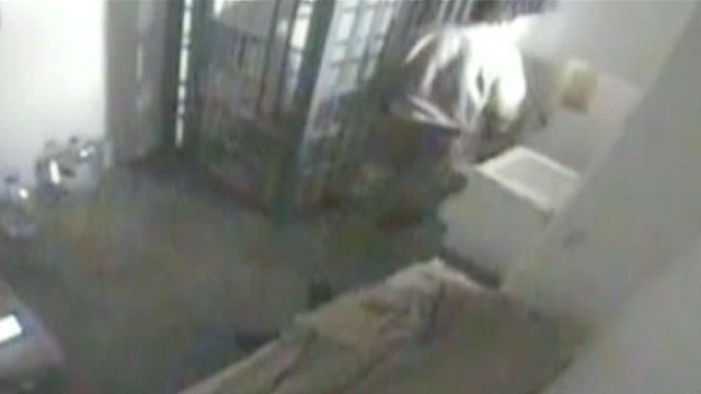 Surveillance video captures drug lord’s escape