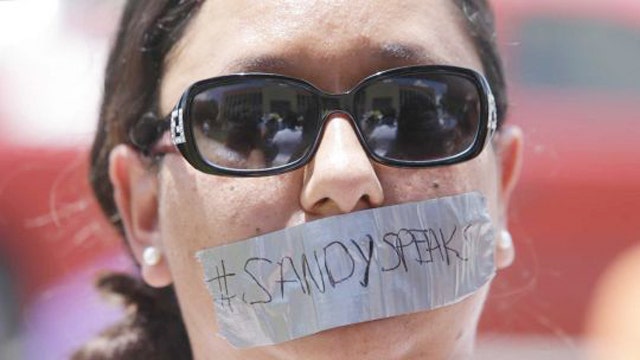 Will Sandra Bland's autopsy report quell protests?