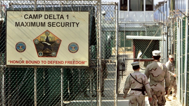 Report: Obama admin. drafting new strategy to close Gitmo