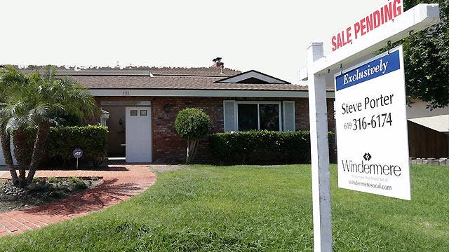 US homeownership falls to lowest level in 35 years