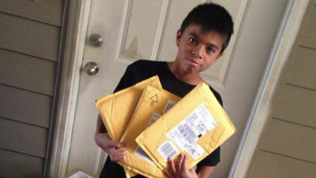 Fox Flash: Mailman’s book donation goes viral