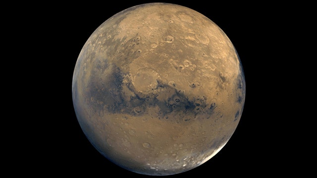 Woman to leave family behind to live and die on Mars?