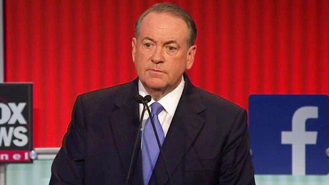 Can Mike Huckabee attract independent, Democratic voters?