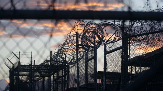 Plan to close Gitmo suffers setback over detainee placement