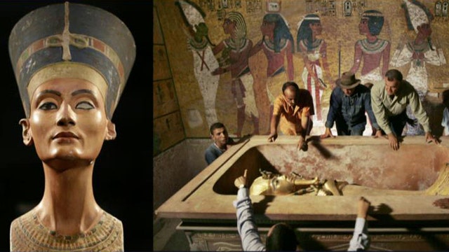 Lost resting place of Egyptian queen Nefertiti may have been hidden by Tutankhamun's tomb, archaeologist says