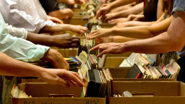 '8 CDs for a penny' company files for bankruptcy