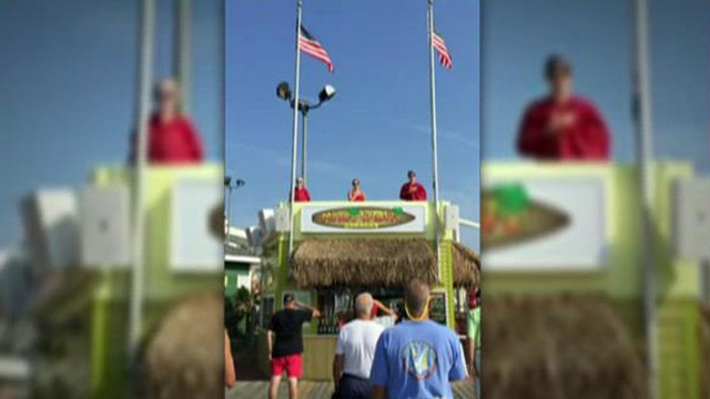 Patriotic boardwalk tribute goes viral