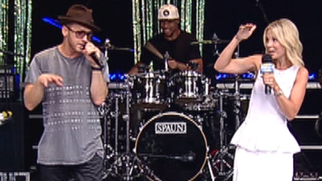 After the Show Show: Elisabeth jams with TobyMac