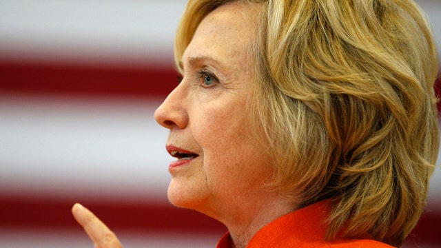 New legal questions surface over Hillary's emails 