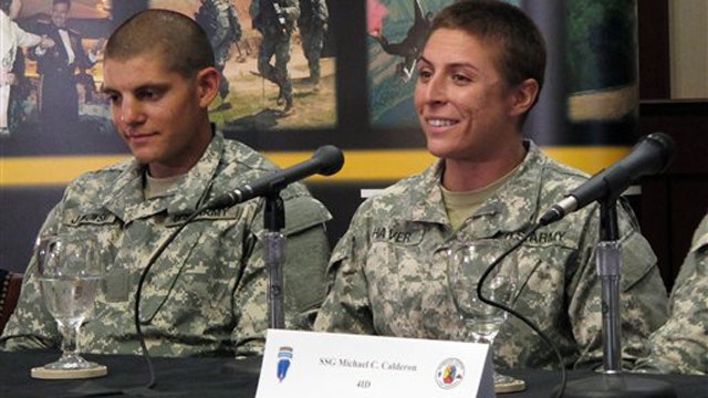 Could US female soldiers one day serve on frontlines?