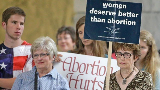 Protesters demand end to Planned Parenthood funding