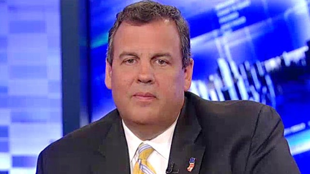 Chris Christie pans Donald Trump's immigration agenda